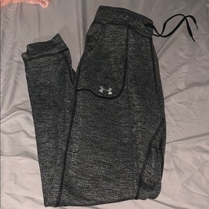 Women’s Small Under Armour Joggers